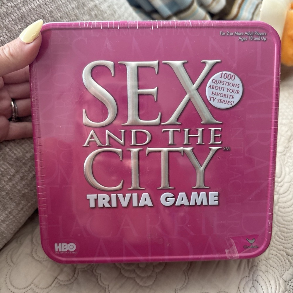 Sex and The City Trivia Game in Tin, Brand New, Factory Sealed! 2004